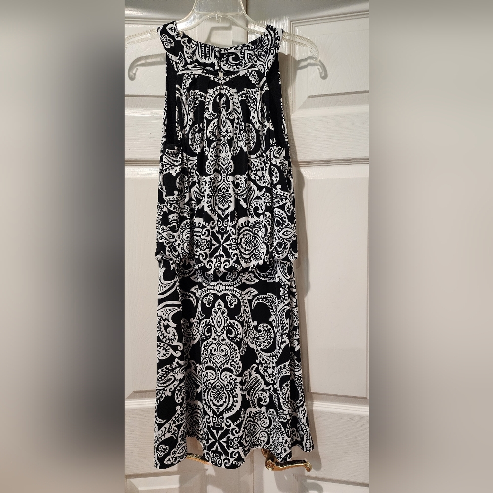 White House Black Market Patterned Summer Dress